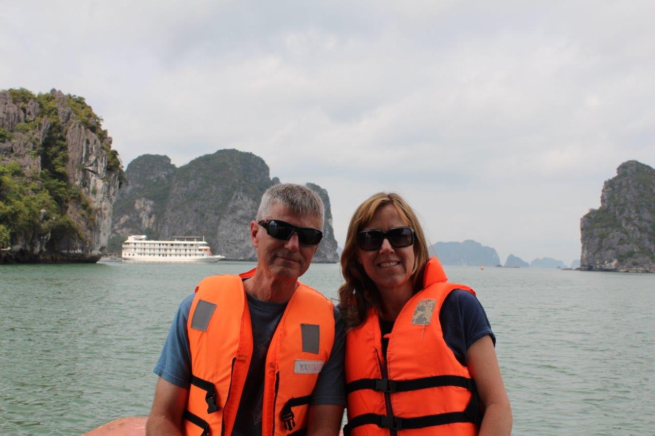 2015-04-17 Ha Long Bay - Fishing Village 34