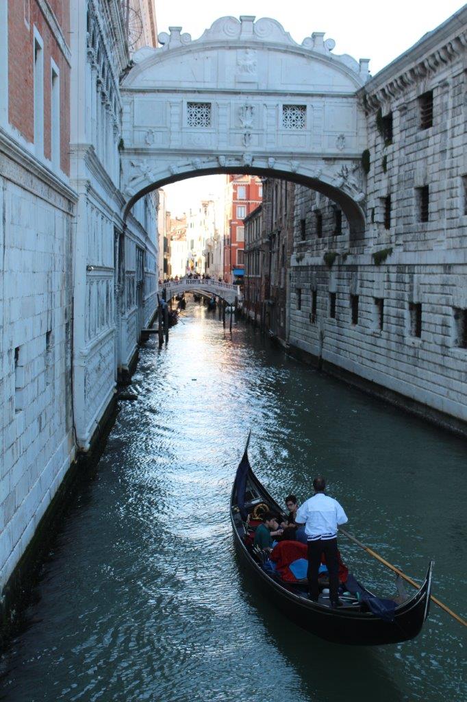 2016-05-20 Venice - Bridge of Sighs 01