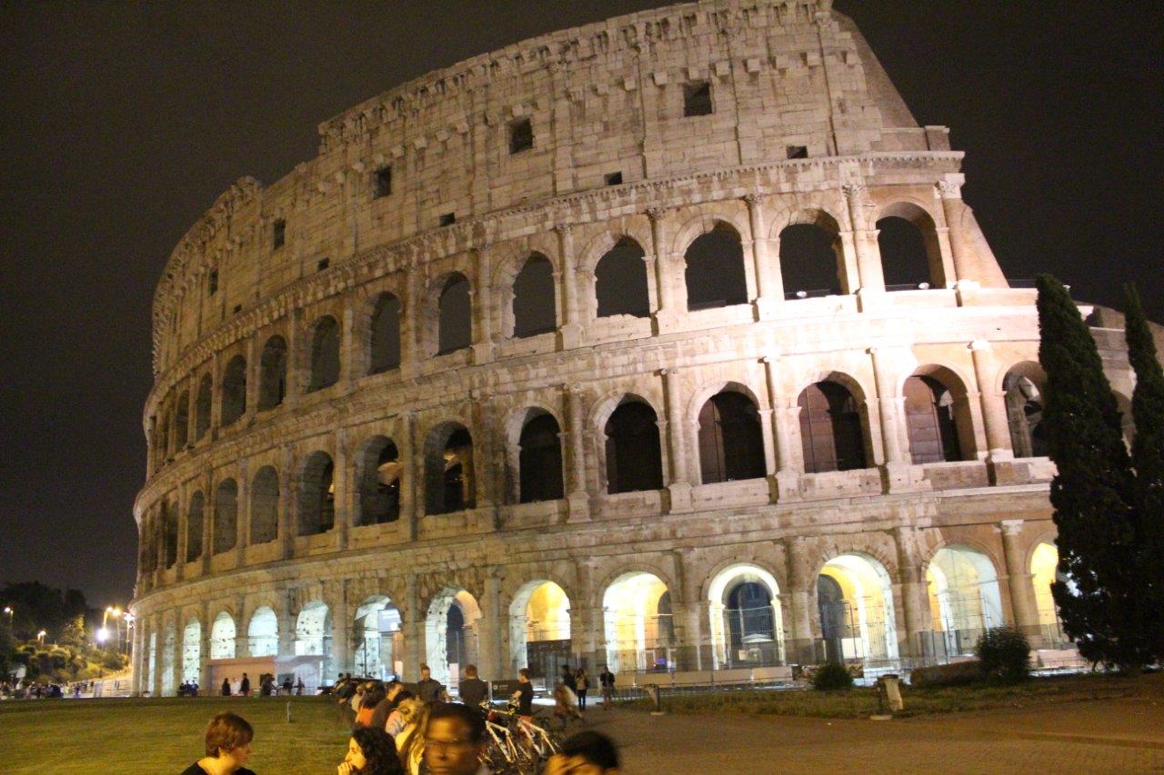 2016-05-28 Rome - Colosseum Night 03