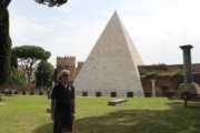 2016-05-29 Rome - Pyramid of Cestius 11