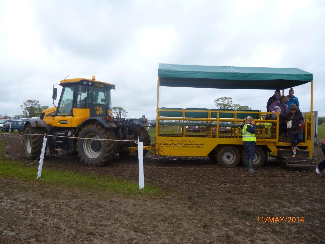 Badminton - Tractor Transport