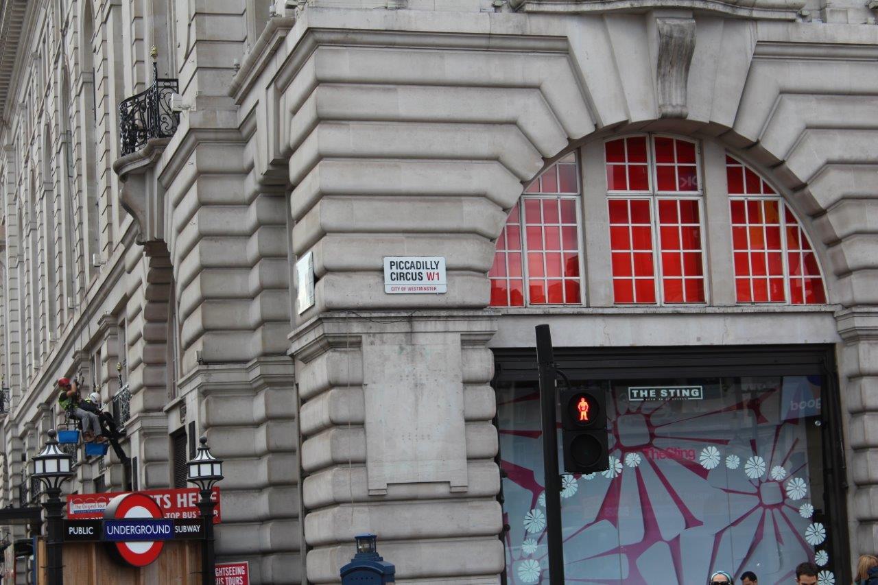 Piccadilly Circus